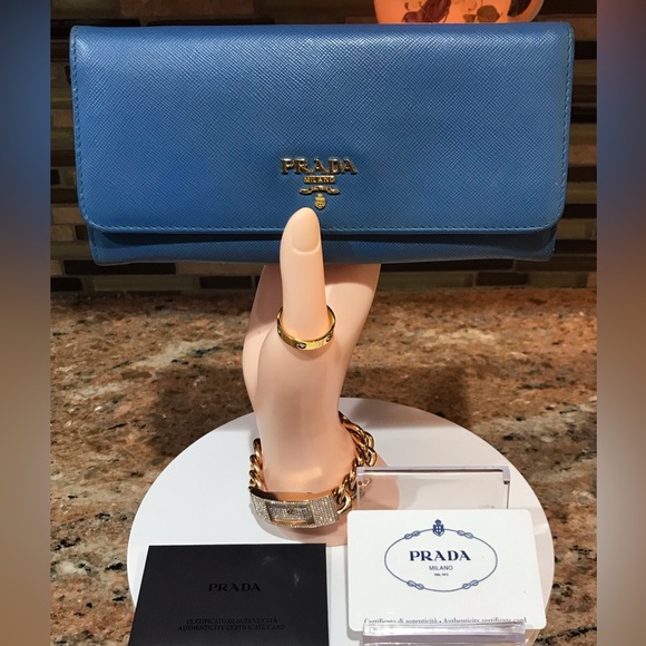 PRADA Saffiano Leather Continental Wallet πππ₯ - Picture 8 of 17